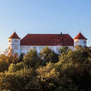 Torre Hohenstein una mañana soleada.